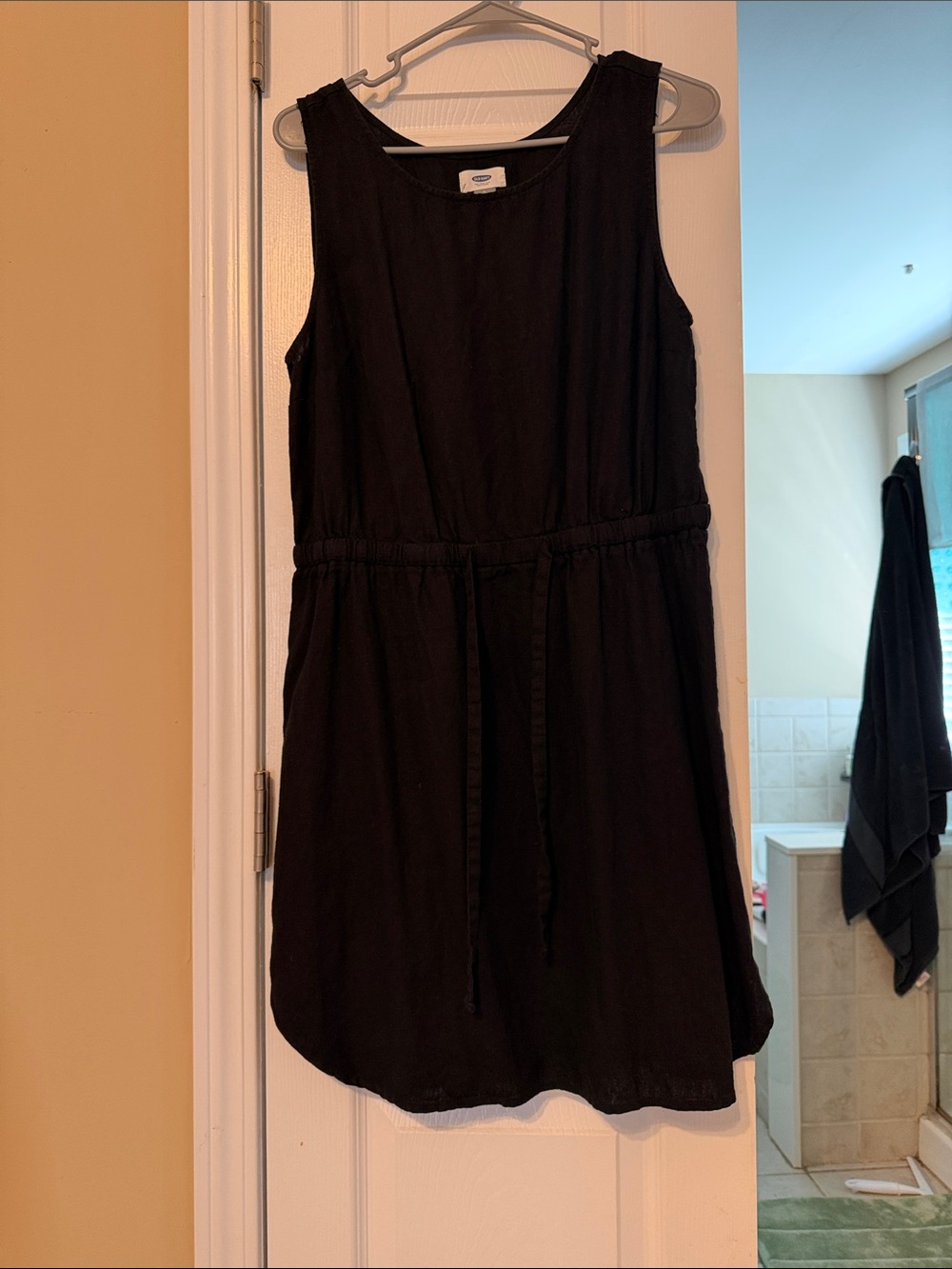 Old Navy Black Sleeveless Drawstring Waist linen blend Dress